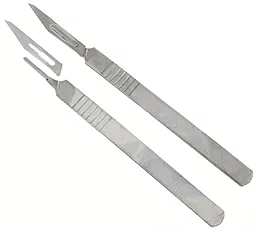 Канцелярский нож AxTools с лезвиями (10 штук)