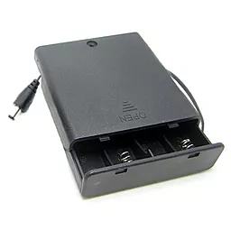 Корпус для акумуляторів 4xАА (R6) DC 5,5x2,1 з кришкою і вимикачем